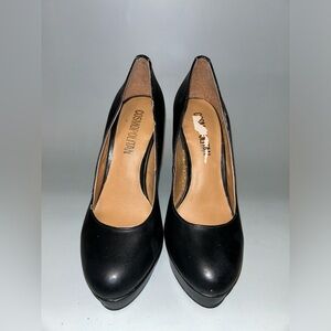 Pre loved cosmopolitan platform studded heel